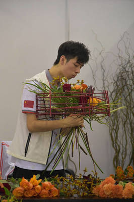 中國18歲少年花藝工程摘金，首秀即巔峰