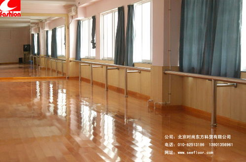 體驗(yàn)父母對(duì)寶貝的深切關(guān)愛 時(shí)尚牌卡通復(fù)合塑膠地板